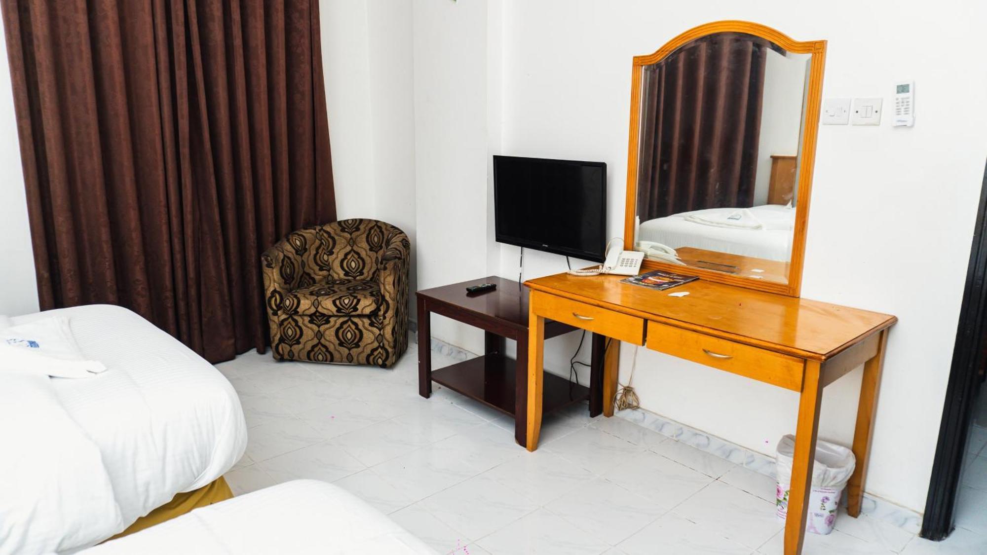 Pan Emirates Hotel Apartments Sharjah Luaran gambar